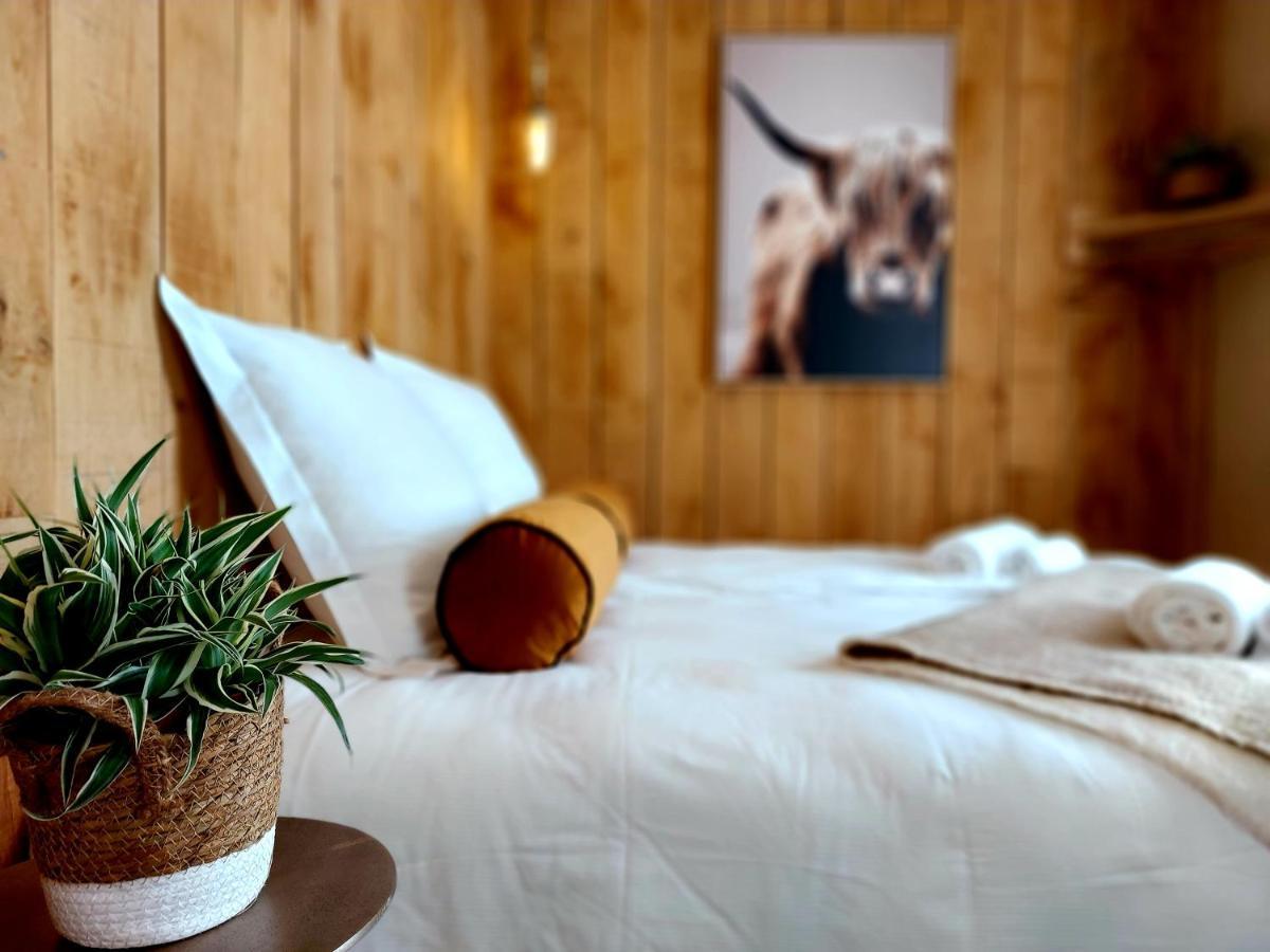 Les Suites De Petit Bomal ดูร์บี ภายนอก รูปภาพ